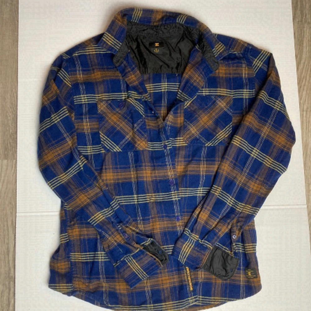DC flannel shirt grunge cottage core gorp core